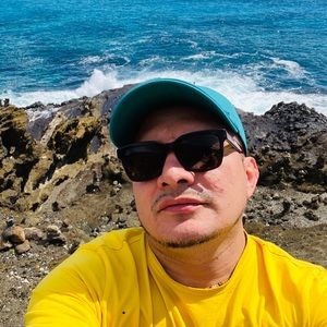 Meet your Posher, Omar